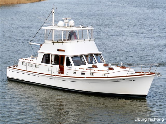 Lyman Morse  Trawler 48